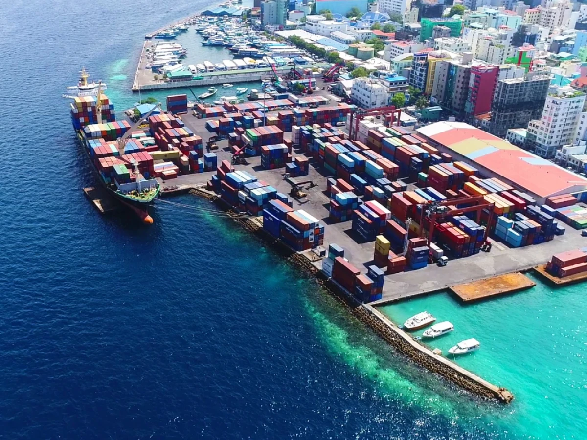 ޕޯޓުގެ ފޮޓޯއެއް