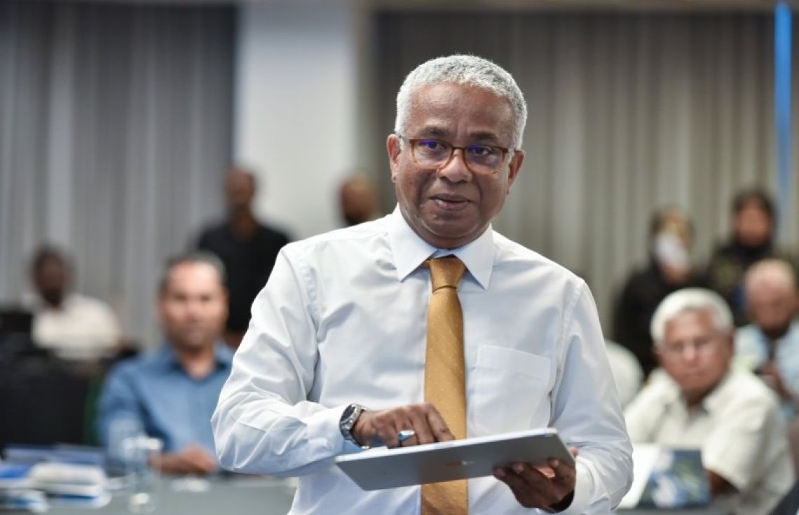 އަކްރަމް ކަމާލުއްދީނުގެ ޕާސްޕޯޓާއި ގުޅޭ މައްސަލަ ބޭރުކޮށްލައިފި