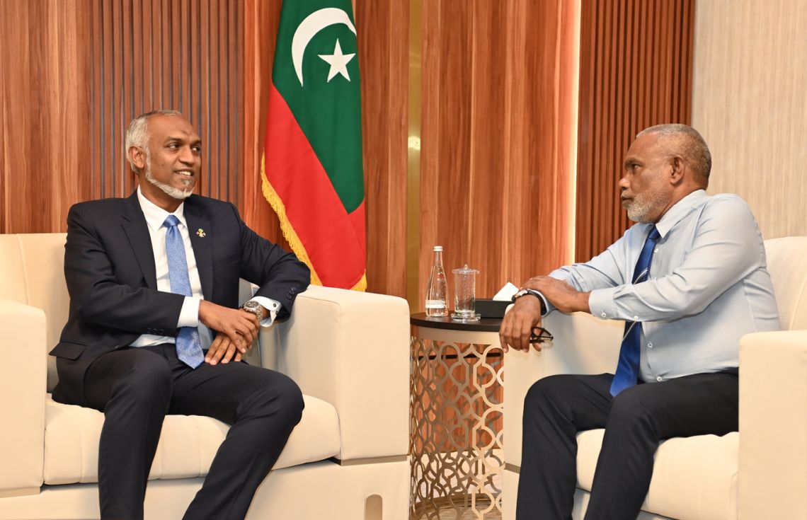 ރައީސުލްޖުމްހޫރިއްޔާ ޑރ. މުޙައްމަދު މުޢިއްޒު، ރައްޔިތުންގެ މަޖިލީހުގެ ރައީސް ޢަބްދުއްރަޙީމް ޢަބްދުﷲ އާއި ބައްދަލުކުރެއްވުން: ދެބޭފުޅުން މިއަދު ބައްދަލުކުރައްވަ