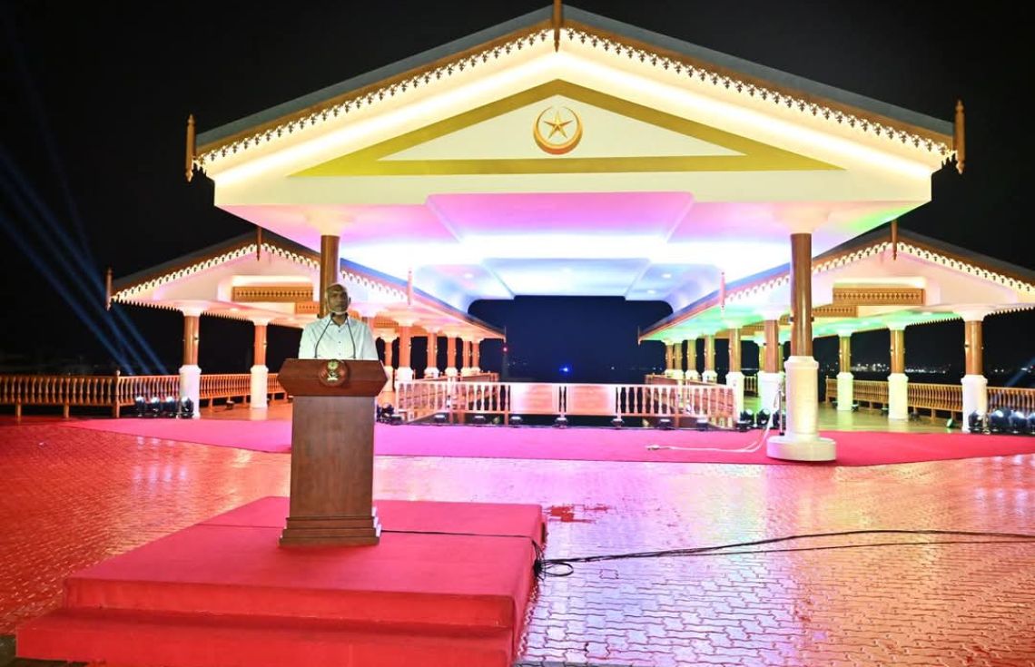 ހައުސިންގ ލޯނަށް އެތައްހާސް ބަޔަކު އެދެން ފަށައިފި - ރައީސް