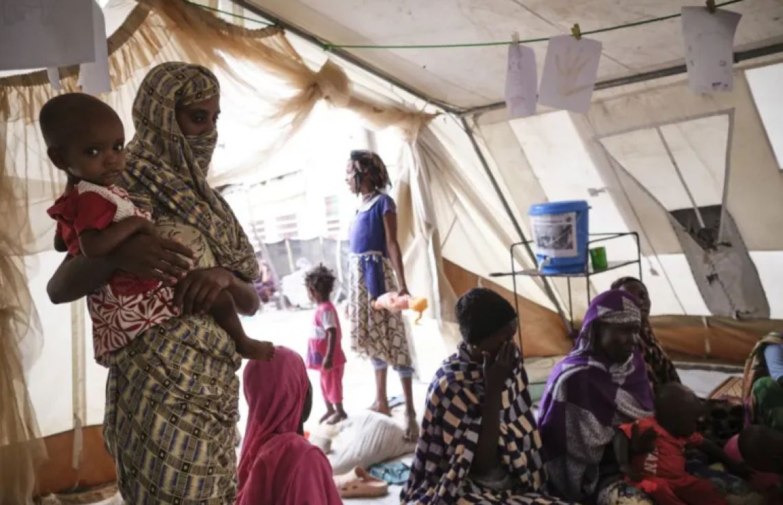 ހަނގުރާމައިގެ ތެރޭގައިވާ ސޫދާނުގެ ރެފިއުޖީންތަކެއް ފޭލިގޭގައި: ހަނގުރާމައިގެ ހަތިޔާރެއްގެ ގޮތުގައި ސޫދާނުގައި ދަނީ ކުޑަކުދިން ރޭޕް ކުރަމުން.