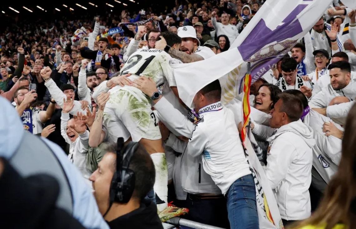 ރިއަލްއިން ކުއާޓާ ފައިނަލާއި ގާތަށް ޖެހިލައިފި