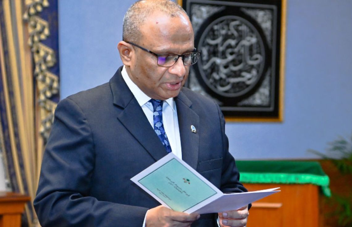 ސުޢޫދު އިސްތިއުފާ ދެއްވީ ކޮރަޕްޝަން މައްސަލަ ބަލަން ފެށުމުން