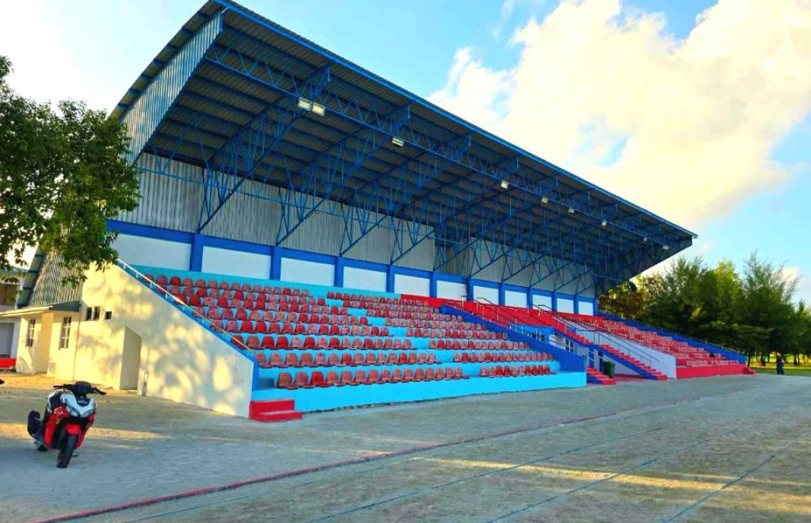 ތިނަދޫ ސްޓޭޑިއަމް އަޕްގްރޭޑް ކޮށް ޒަމާނީ ބަދަލުތަކެއް ގެންނަނީ