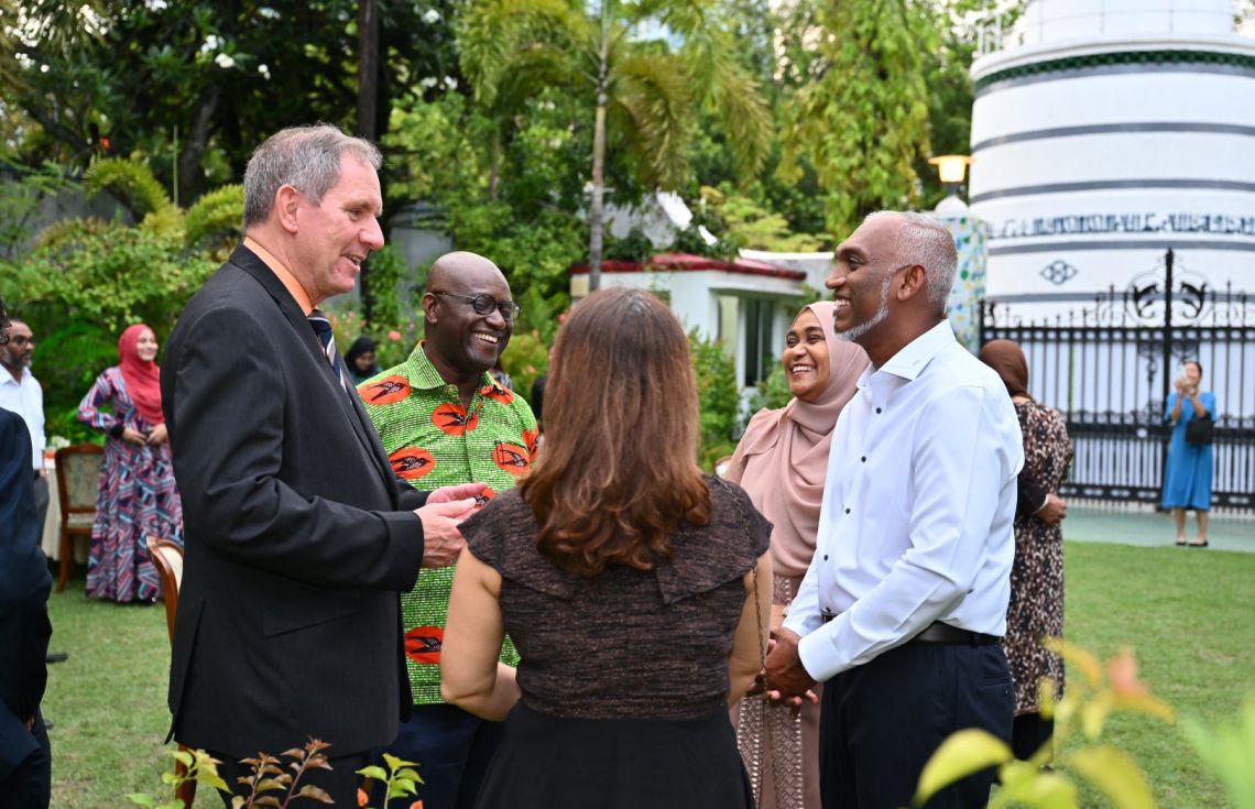 މުންނާރާއި ގުޅުވައި ރޯދަމަހު ވެސް ދޮގުފަތުރާ ކުރުސީ އަކީ މުސްލިމެއްބާ؟