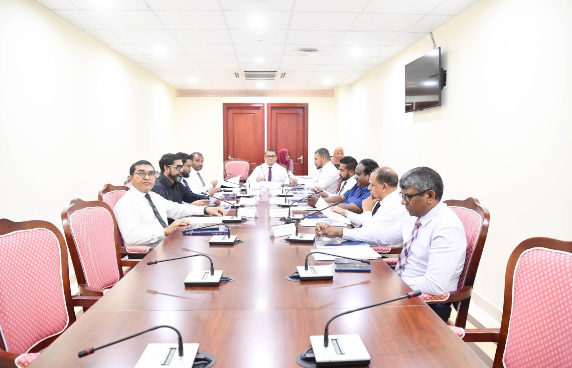 ރައްޔިތުންގެ މަޖިލީހުގެ ކޮމިޓީތަކަށް ހާޒިރުކުރުމަށް ދޭ މުއްދަތު ތިން ދުވަހަށް ކުރުކޮށްފި