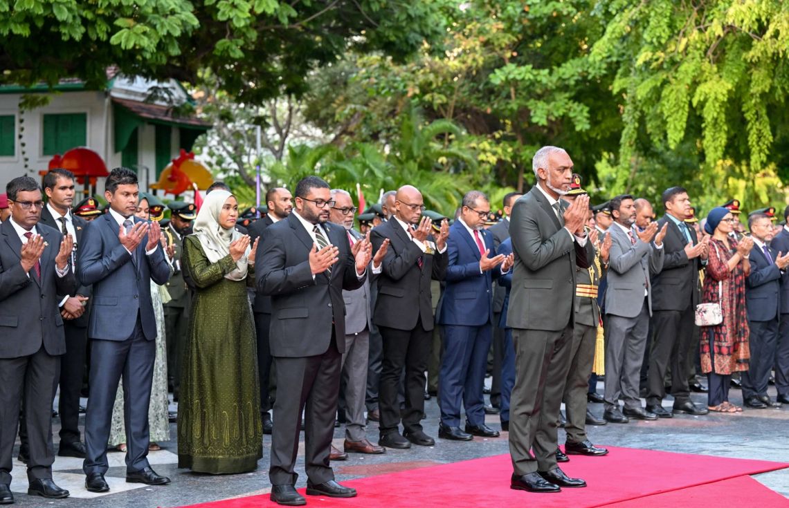 ނޮވެމްބަރު 3 ގެ ޝަހީދުންގެ އާއިލާތަކަށް މަހަކު 9،000 ރުފިޔާގެ އިނާޔަތެއް ދެނީ