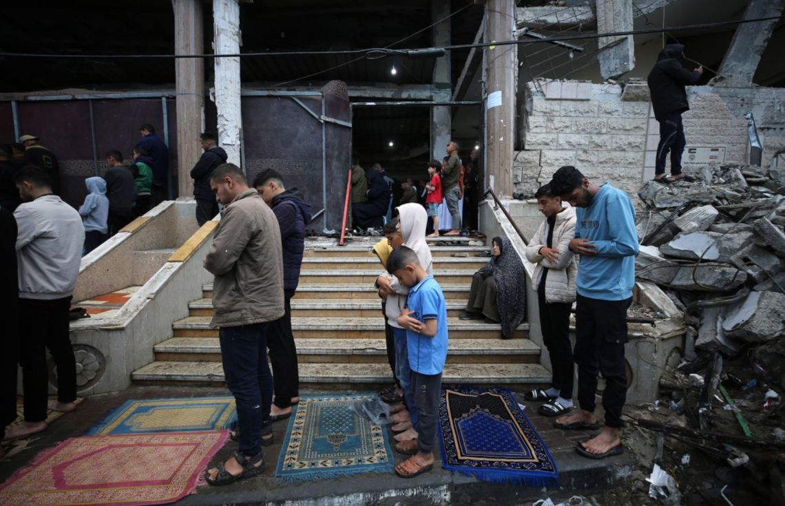 ޢީދު ފުރަތަމަ ދުވަހު ޣައްޒާގައި 9 މީހުން ޝަހީދުކޮށްލައިފި