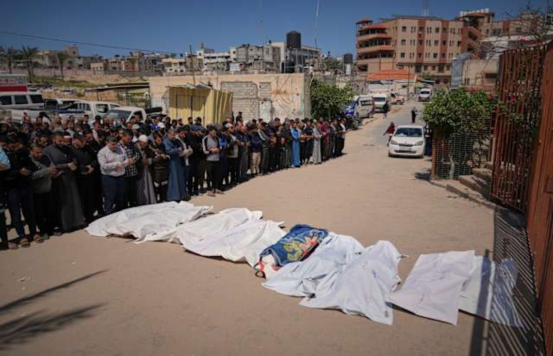 ޣައްޒާއަށް ލޭގެ ޢީދެއް! 65 މީހުން ޝަހީދުކޮށްލައިފި