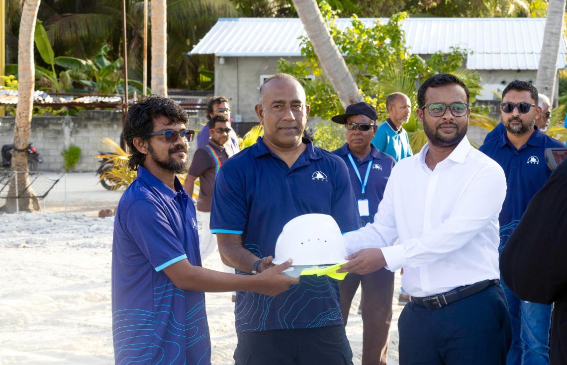 ފިޔޯރީގެ ބަނދަރު ތަރައްޤީކުރުމުގެ ޢަމަލީ މަސައްކަތް ފަށައިފި