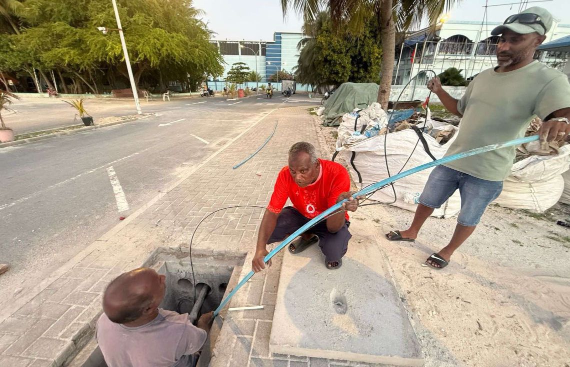 ފުލުހުން އޭދަފުށީ ބަނދަރުގައި ސީސީޓީވީ ހަރުކުރަނީ