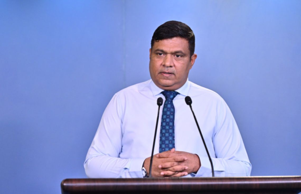 މިނިސްޓަރު އަމީން: ޔުމްނު ވެއްޓުނު މައްސަލައާއި ގުޅިގެން އޭނާގެ އިތުބާރު ނެތް ކަމަށް އިދިކޮޅުން ބުނޭ.