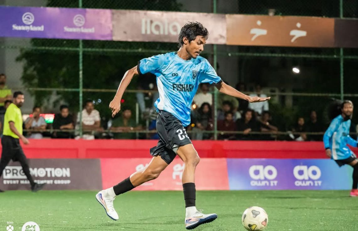 ނޭވާ ހިފަހައްޓާލާ ކުޅުމަކަށްފަހު ޕާކް ބޯއީސް ސެމީއަށް