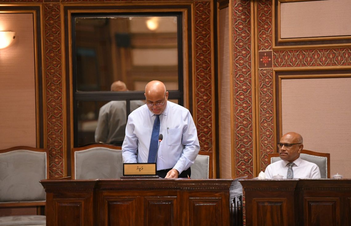 ސްޓޫޑެންޓް ލޯނު ގަވާއިދުން އަނބުރާ ދައްކަނީ 40 ޕަސެންޓް ކުދިން: މިނިސްޓަރު