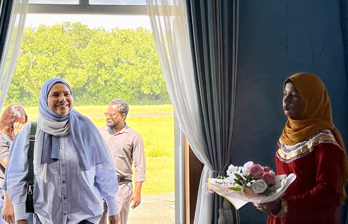 ޢީދު ހަރަކާތްތައް ޝަރަފްވެރިކޮށްދެއްވުމަށް ވަޒީރު ޝިހާމް ގަމަށް ވަޑައިގެންފި