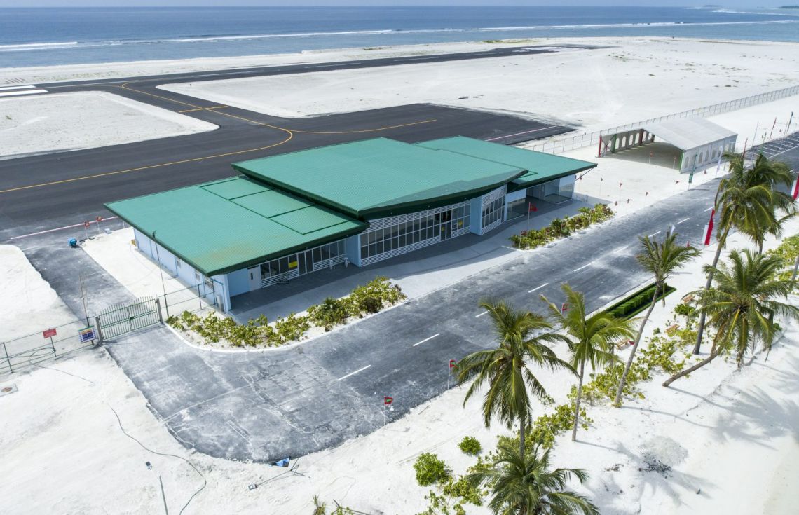 ފަޔަރ ވެހިކަލް ހަލާކުވުމުން ފުނަދޫ އެއާޕޯޓަށް ދަތުރުތައް މެދުކަނޑާލައިފި