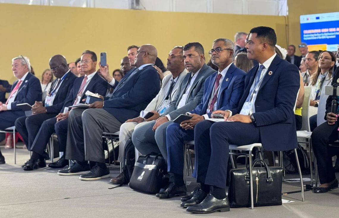 އދ ގެ ކަނޑުތަކާބެހޭ ޖަލްސާގައި ރާއްޖެއިން ބައިވެރިވެއްޖެ