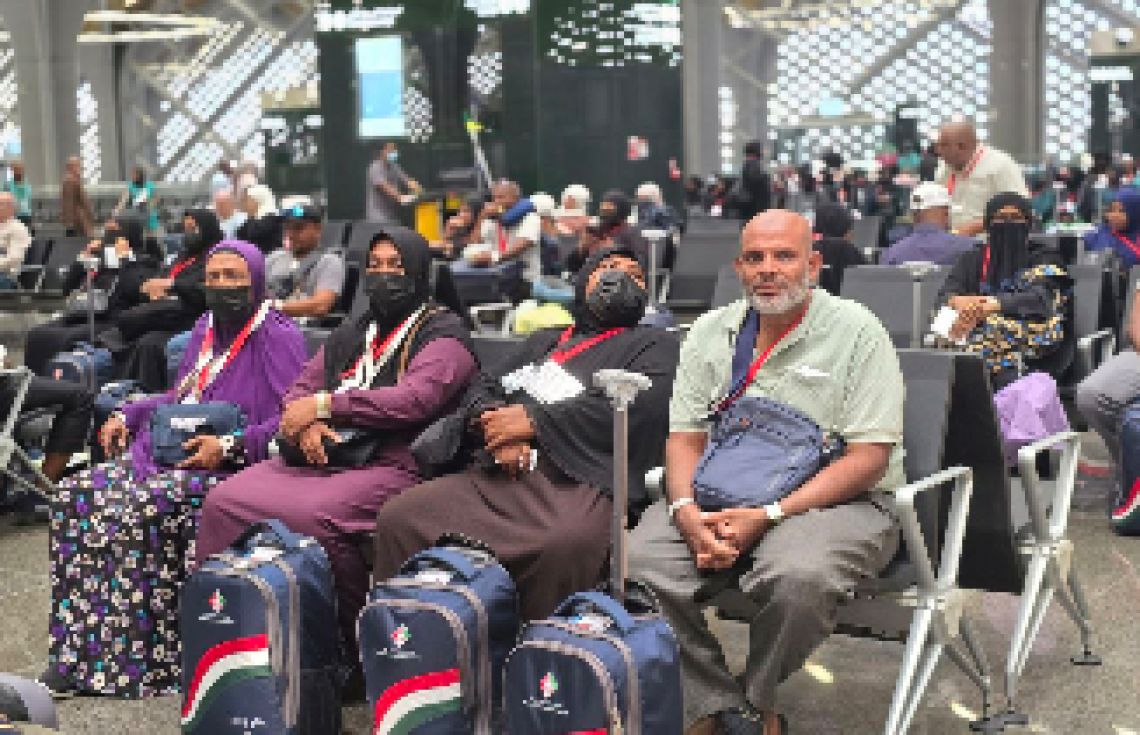 ދިވެހި ޙައްޖުވެރިންތަކެއް. / ފޮޓޯ: އިސްލާމީ ކަންތައްތަކާބެހޭ ވުޒާރާ