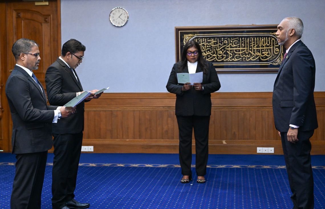 ސުޕްރީމް ކޯޓުގެ ފަނޑިޔާރުކަމުގެ މަޤާމަށް ދެ ބޭފުޅަކު ޢައްޔަންކުރައްވައިފި