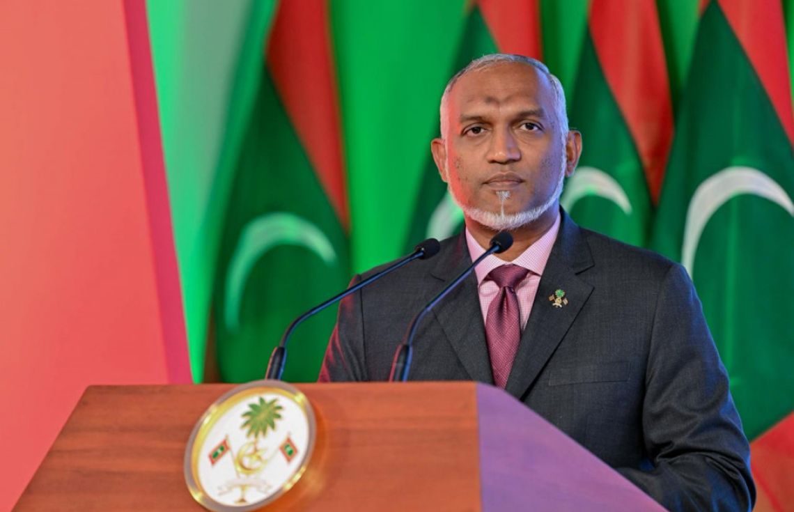 މިދިޔަ އަހަރުގެ މިނިވަން ދުވަހުގެ ޖަލްސާގައި ރައީސް ވާހަކަފުޅު ދައްކަވަނީ. / ފޮޓޯ: ރައީސް އޮފީސް