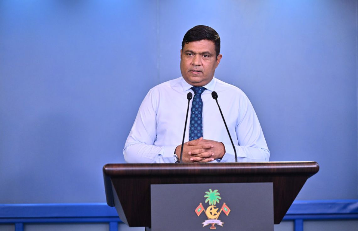 ކެޑޭޓް ޕައިލެޓުންގެ މައްސަލަ ހައްލުކުރުމަށް މަސައްކަތް ކުރަމުން އަންނަ ކަމަށް އަމީން ވިދާޅުވެއްޖެ