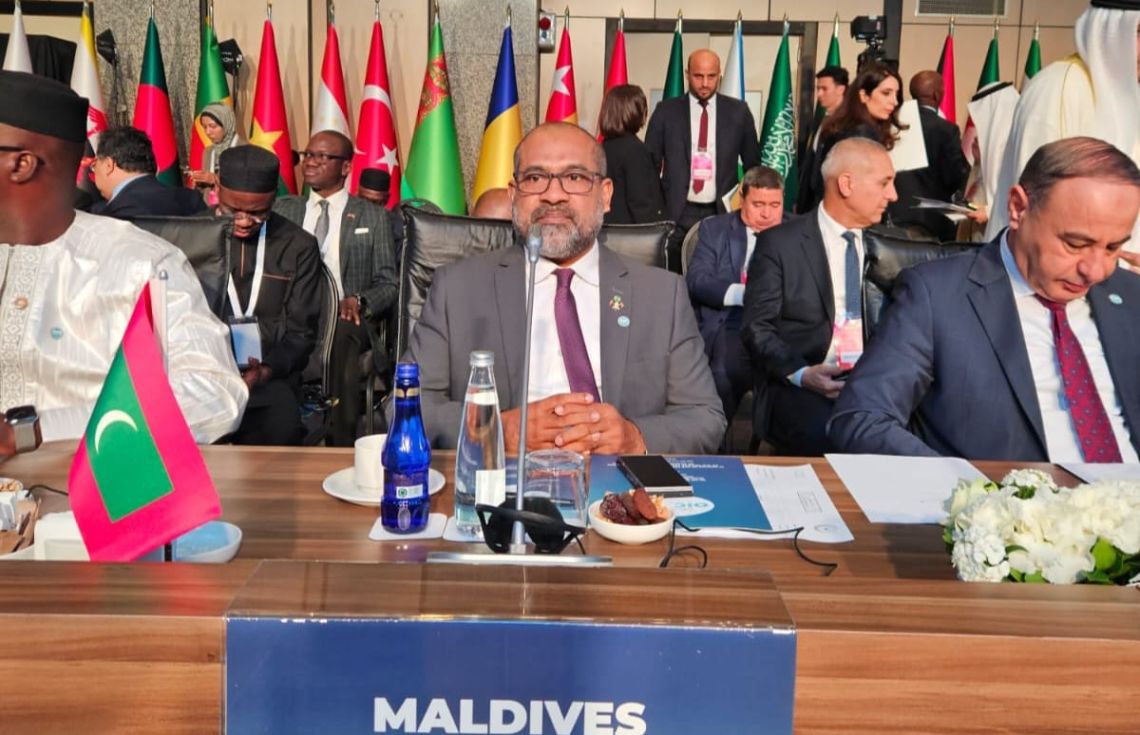 އީރާނާއި ދެކޮޅަށް ހިންގަމުންގެންދާ ކަންކަމާއި ރާއްޖެ ދެކޮޅު