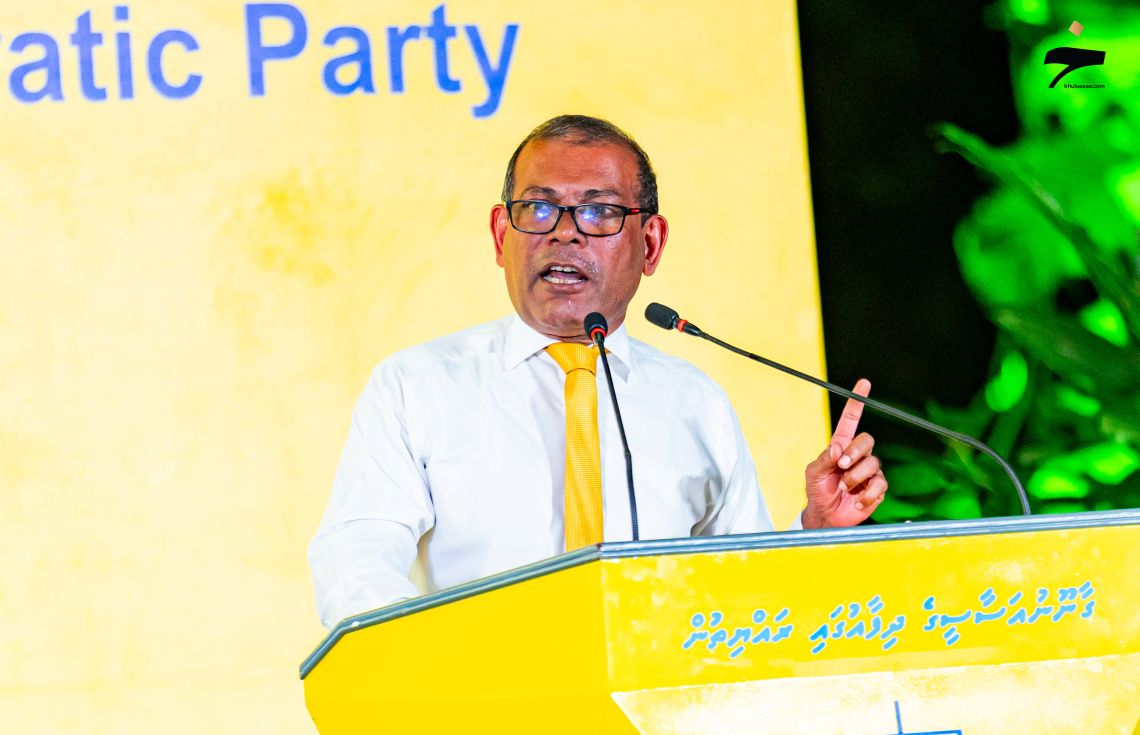 ރައީސް ނަޝީދު މިރޭ އަލުން އެމްޑީޕީއާ ގުޅިވަޑައިގެން ވާހަކަފުޅު ދައްކަވަނީ. / ފޮޓޯ: ޚުލާސާ