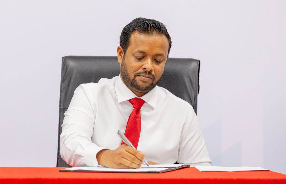 ހައުސިން ބިލު ފާސްވުމުން ފްލެޓްތަކަށް ކުލި ނުދައްކާ މައްސަލަ ހައްލު ކުރެވޭނެ: މުއްތަލިބް