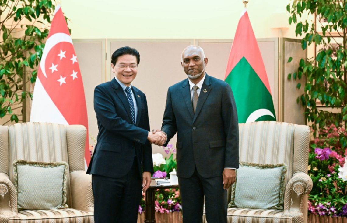 ސިންގަޕޫރަށް ކުރެއްވި ފުރަމާނަ ދަތުރުފުޅު ނިންމަވާލެއްވުމަށްފަހު ރައީސް މާލެ ވަޑައިގެންފި