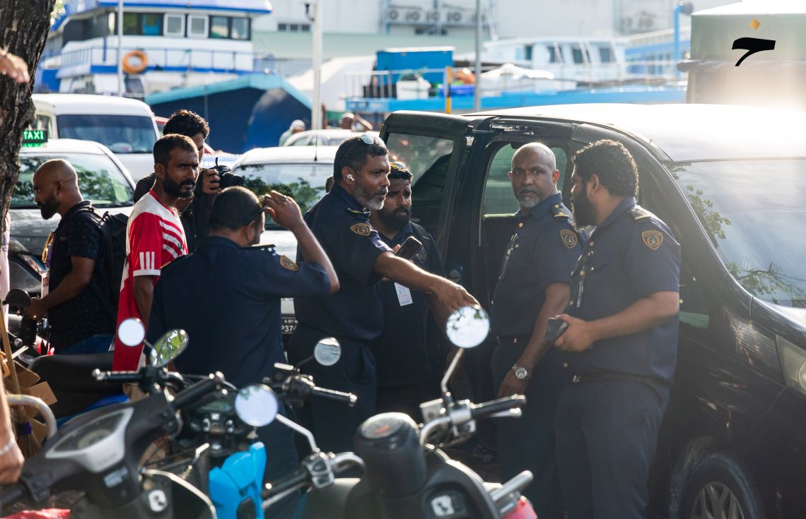 ގަވާއިދާ ހިލާފަށް އުޅުނު 7،600 އަށް ވުރެ ގިނަ ބިދޭސީން ޑިޕޯޓުކޮށްފި