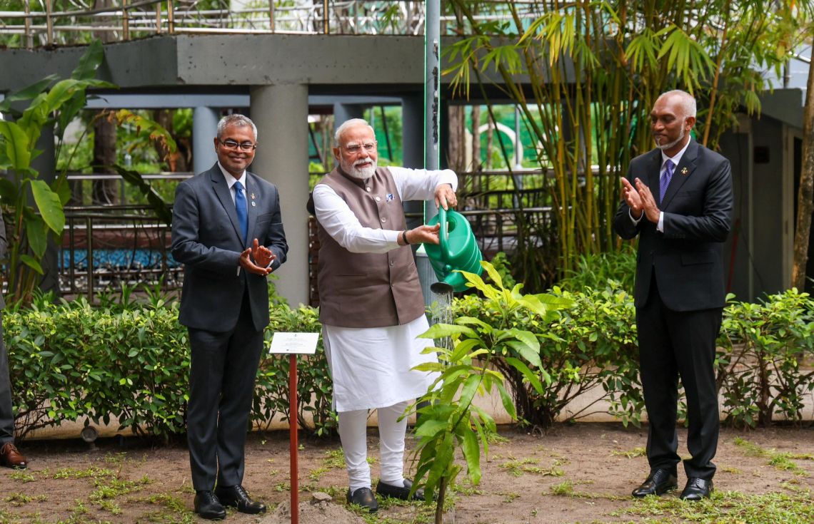 ފަސް މިލިއަން ގަސް އިންދުމުގެ މަޝްރޫއުގައި މޯދީ ބައިވެރިވެވަޑައިގެންފި