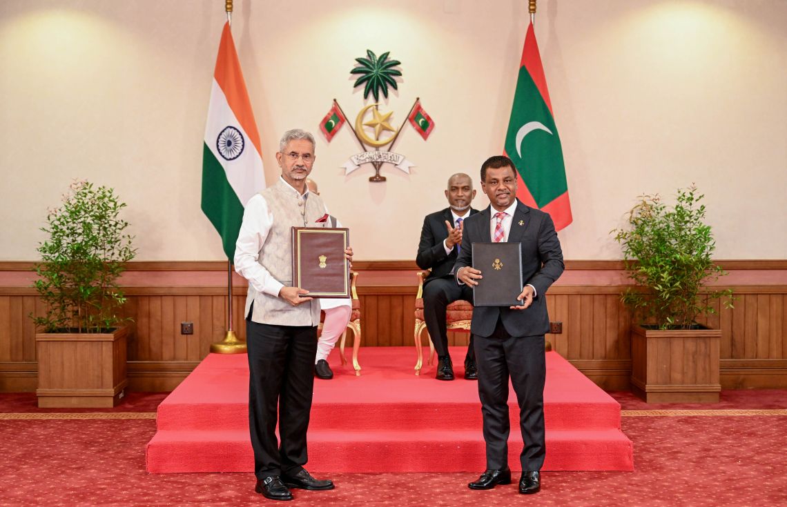 ރަނގަޅު ބޭސް ކަށަވަރު ކުރުމަށް އިންޑިއާއެކު ސޮއިކުރުން/ ފޮޓޯ: ރައީސް އޮފީސް