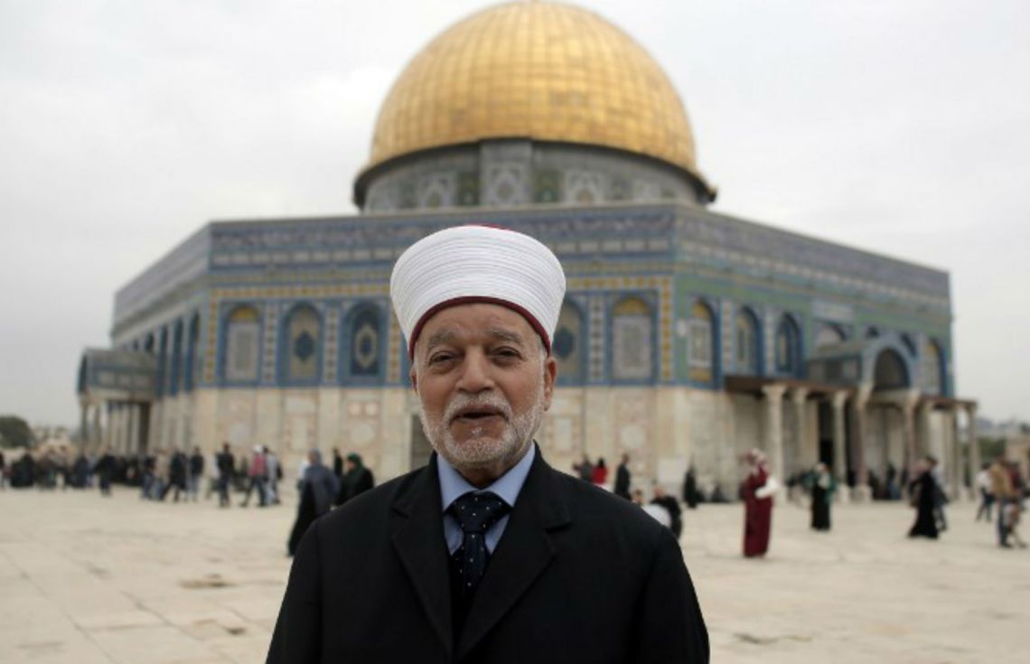 ތިންދުވަސް ވަންދެން މިސްކިތުގައި ނަމާދު ނުކުރުމަށް ޤުދުސްގެ މުފްތީއަށް އިސްރާއީލުން އަންގައިފި