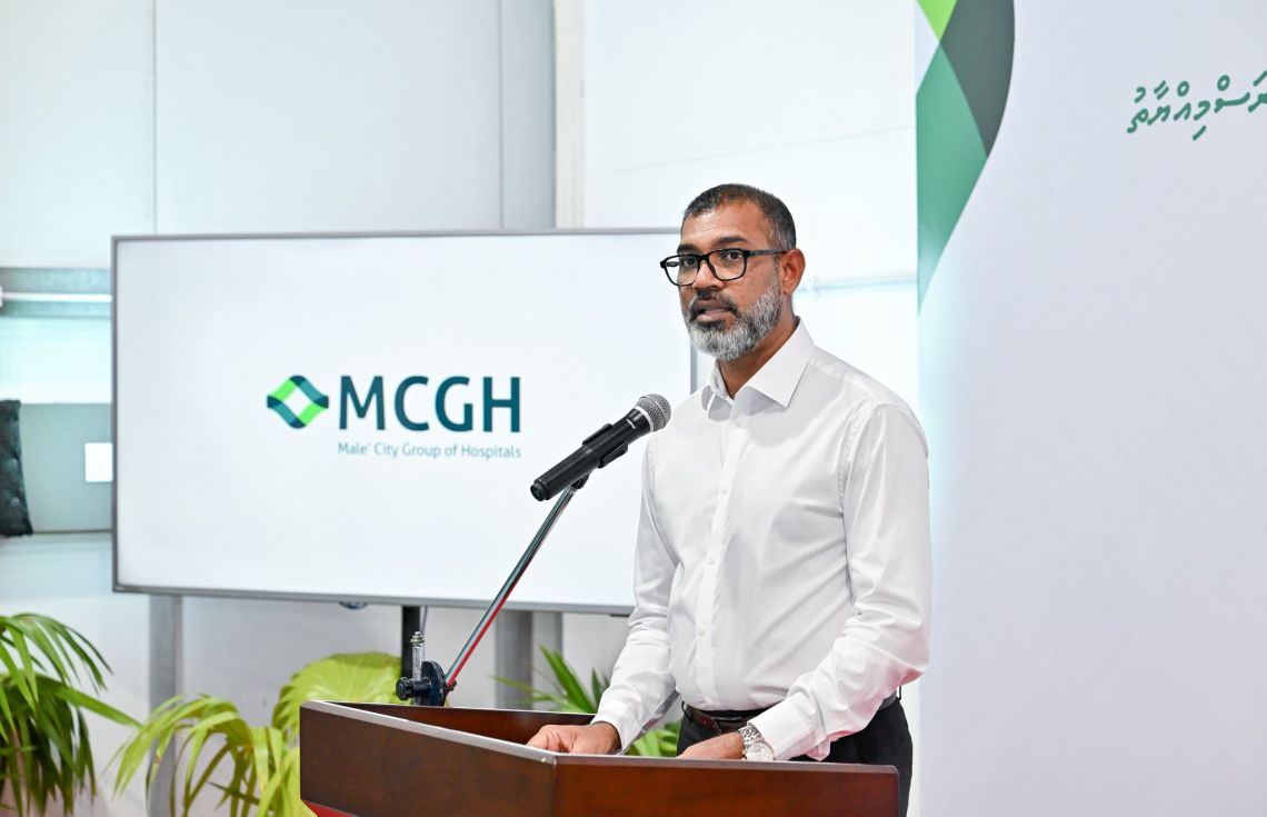 ރައްޔިތުންގެ ދަތިތަކަށް ހައްލު ހޯދުމަށް އަބަދުވެސް މަސައްކަތް ކުރުމަށް ރައީސް އިރުޝާދު ދެއްވާ: އަބްދުލްރައްޒާގް