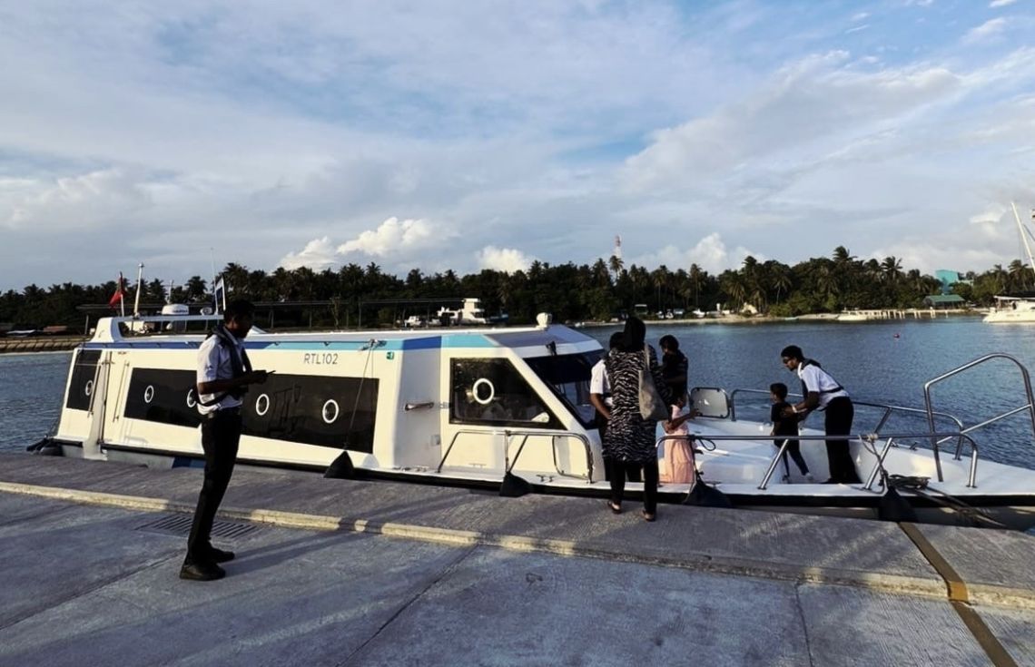 ބ. އަތޮޅުގައި އާރުޓީއެލްގެ ހިދުމަތް މިއަދު ފެށުން. / ފޮޓޯ: ދަތުރުފަތުރާއި މަދަނީ އުދުހުންތަކާ ބެހޭ ވުޒާރާ