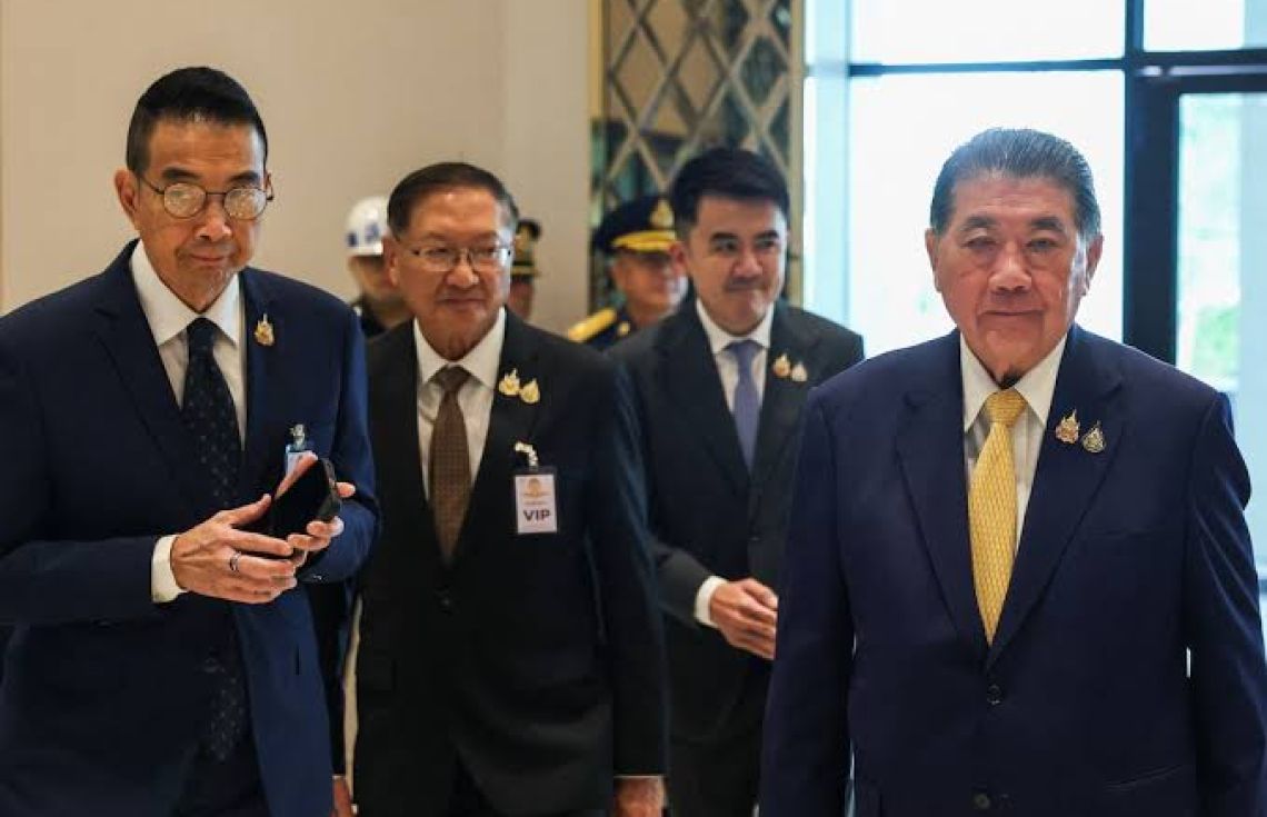 ތައިލެންޑާއި ކެމްބޯޑިއާގެ މެދުގައި ޞުލްޙައިގެ ވާހަކަތައް މެލޭޝިއާގައި ފަށައިފި