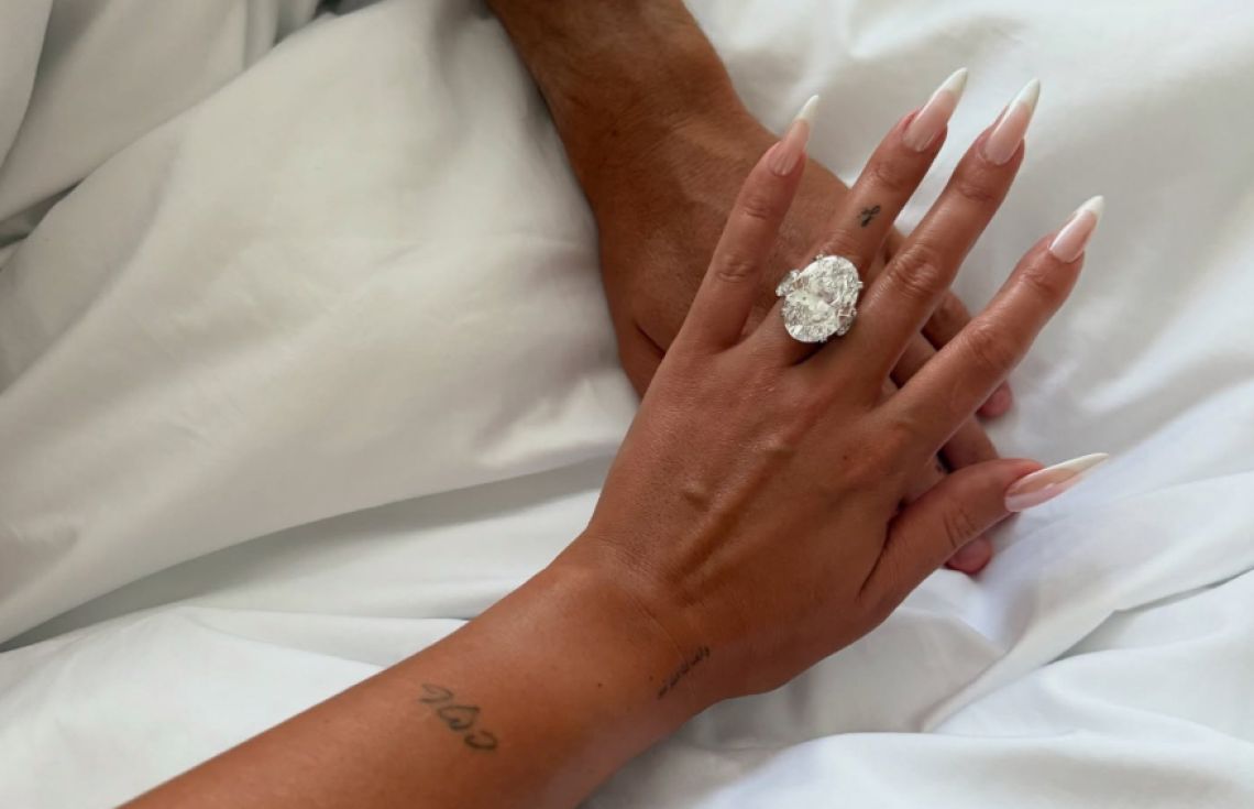 ނުވަ އަހަރު “އެހެން ހުރުމަށްފަހު” ރޮނާލްޑޯ “އެންގޭޖުގެ އަނގޮޓިއެއް އަޅުވައިފި”