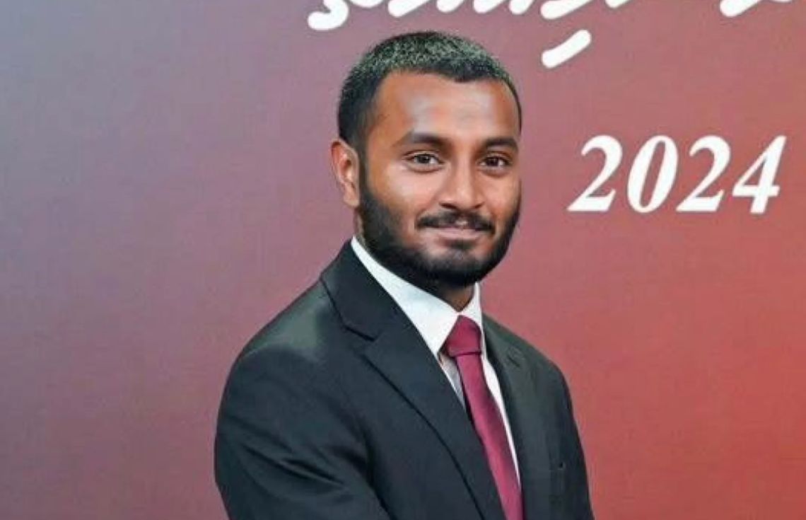 ޒުވާނުންގެ ކަންކަމުގައި ރައީސަށް ލަފާ އަރުވާ ބޯޑުން މާހިލް އިސްތިއުފާ ދީފި