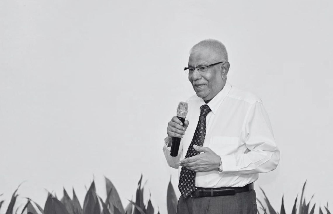 އެމްޔޫ މަނިކުގެ ކަށުނަމާދު ޢަޞްރު ނަމާދަށްފަހު އިސްލާމީަރިކަޒުގަ