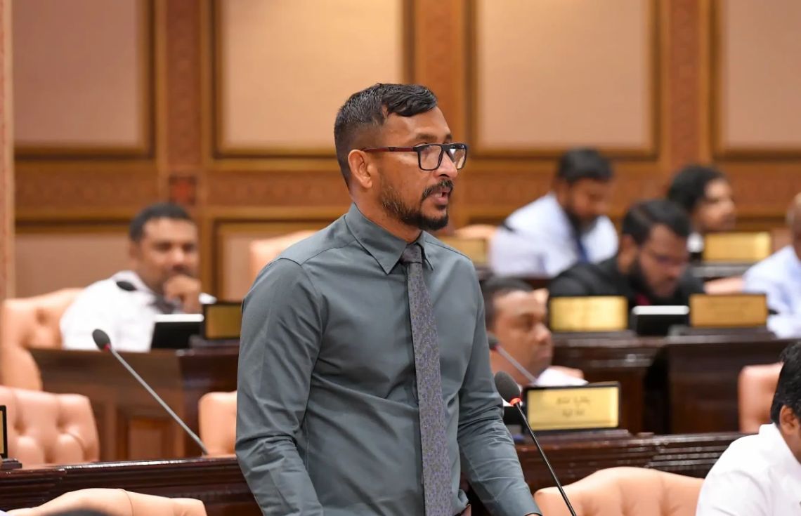 އެމްޑީޕީއަށް ވެރިކަން ލިބިއްޖެނަމަ މި ސަރުކާރުން މަނާކުރި އިސްރާއީލުގެ ޕާސްޕޯޓަށް އަލުން ހުއްދަދޭނެ: ފަލާހު