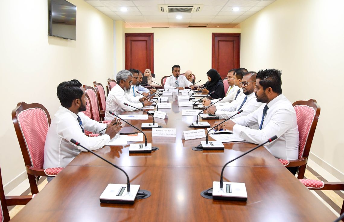 މަޖިލީހުގެ 3 ކޮމިޓީއެއްގެ ބައެއް މެމްބަރުންނަށް ބަދަލެއް