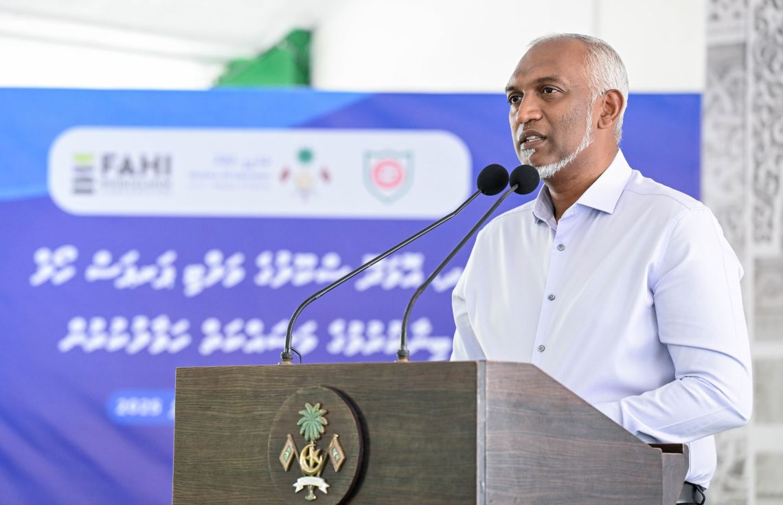ރައީސް މުއިއްޒު. މަޖިލީހަށް ހުށަހަޅާ 27 ބިލުގެ ތެރޭގައި ކޮރަޕްޝަނާ ގުޅޭ ހަ ބިލެއް ހިމެނޭކަމަށް ރައީސް ވަނީ ވިދާޅުވެފަ--- ފޮޓޯ: ރައީސް އޮފީސް