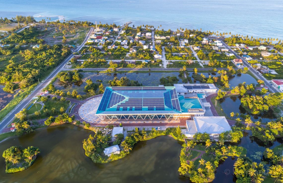 އައްޑޫ އެކުއެޓޯރިއަލް ހޮސްޕިޓަލް---ފޮޓޯ:ފޭސްބުކް(އާތިފް އަހުމަދު)