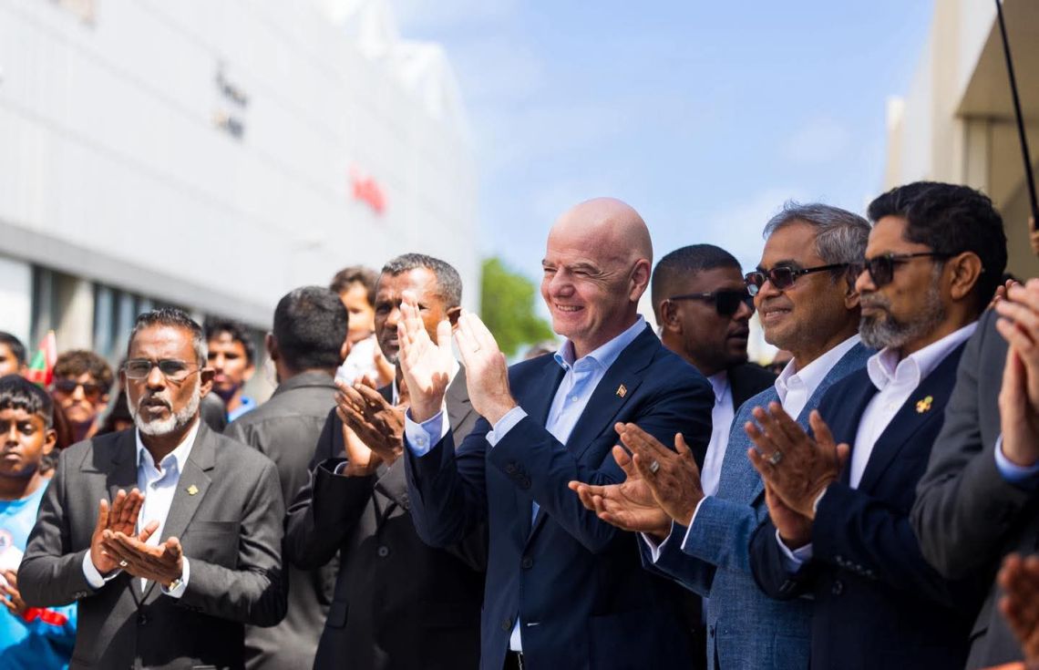 އިންފަންޓީނޯ ރާއްޖެ ވަޑައިގެންފި, އެއާޕޯޓުން ހޫނު މަރުހަބާއެއް!