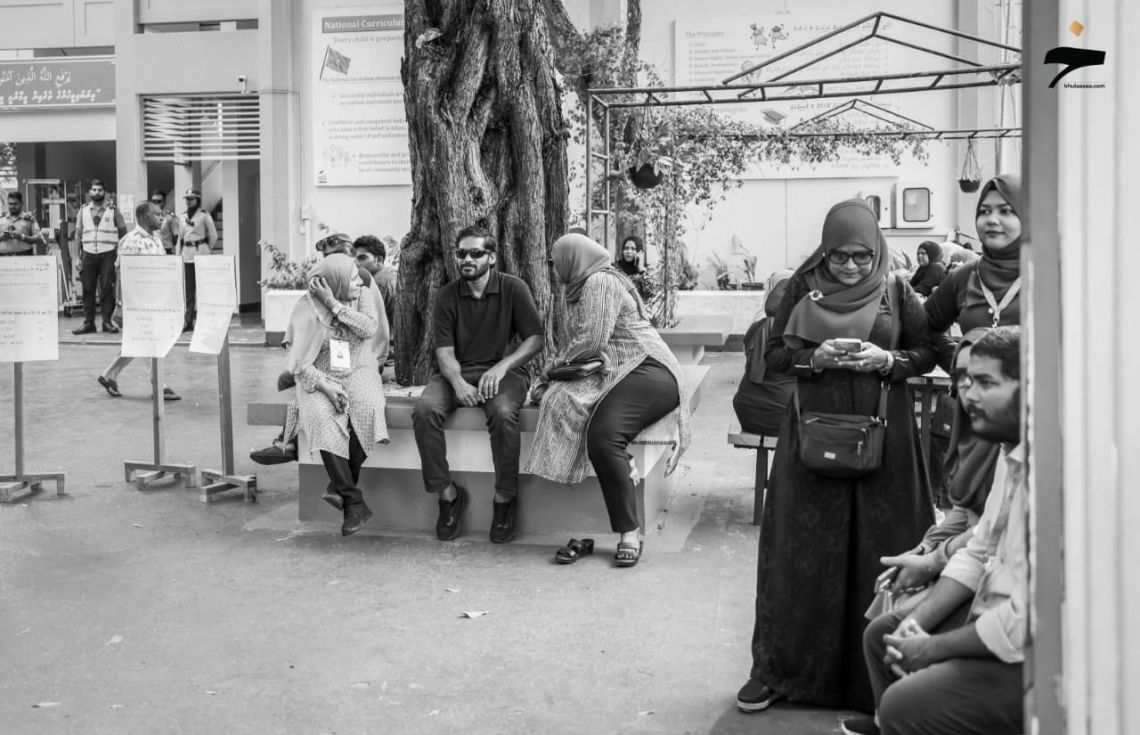 އައްޑޫގެ ވޯޓު: ތަރުހީބެއް ނެތް، ހަތަރު ގަޑިއިރުން ވޯޓުލީ 17 ޕަސެންޓް މީހުން!