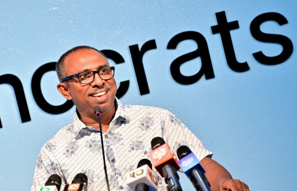 އެމްޑީޕީ ތެރޭގައި ކޯޅުން އުފެދި މާލޭގެ މޭޔަރު ކަމަށް ނަޝީދުގެ ފަޅިން އަލީ އާޒިމް ޕްރައިމަރީގައި ވާދަކުރަނީ