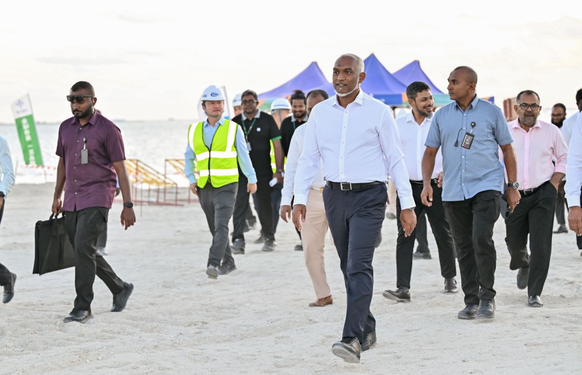 ރައްޔިތުންގެ އުންމީދުތައް ގުޅިފައިވާ ރަސްމާލެއަށް ރައީސް ޒިޔާރަތްކުރައްވައިފި