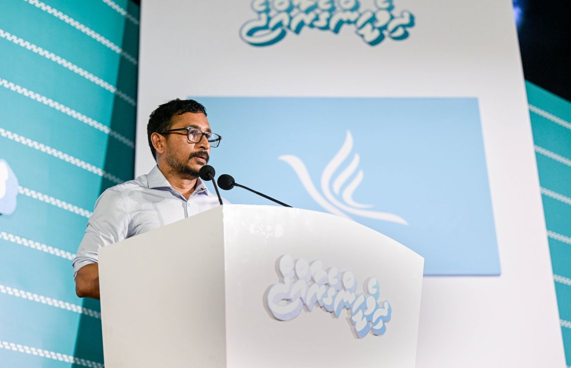 ރައީސް ކެތްތެރިކަމާއެކު ބިނާކުރައްވަމުން އެދަނީ ވަރަށް ރަނގަޅު ދައުލަތެއް، ހުރިހާ ވަގުތެއް ހުސްކޮށްލައްވަނީ ގައުމަށްޓަކާ: ފަލާހު