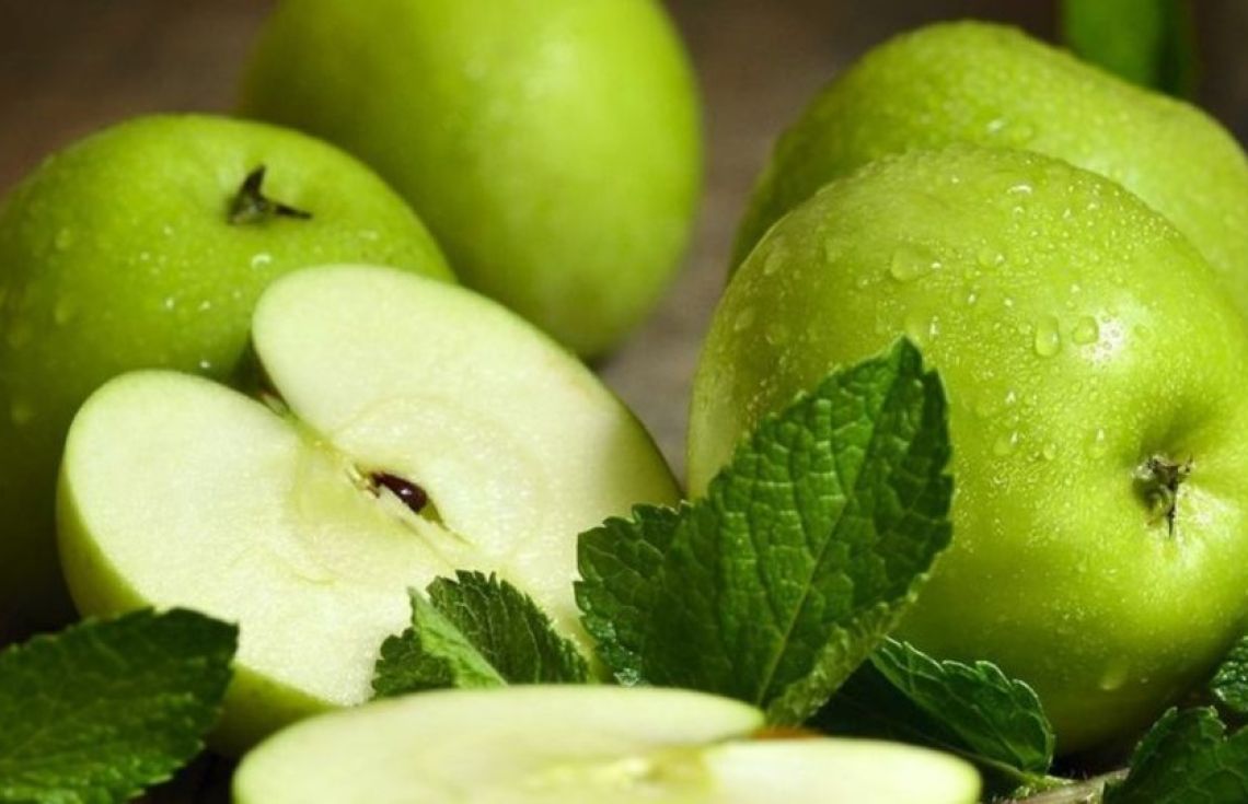 ފެހި އާފަލު: ހީވެސް ނުކުރާ އެތައް ފައިދާތަކެއް ލިއްބައިދޭ މޭވާއެއް!