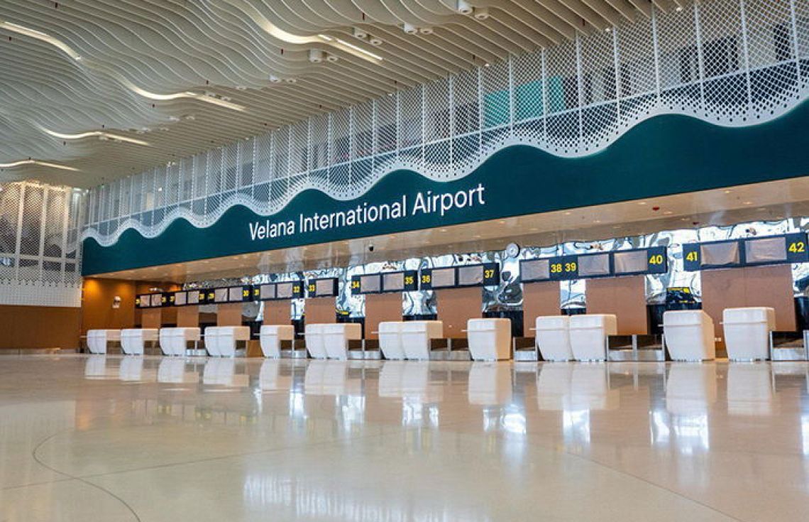 އިގްތިސާދު ހަރުދަނާވެ އާމްދަނީ އިތުރުވެ، ޑެފިސިޓް ވަރަށް ބޮޑަށް ދަށްވެއްޖެ